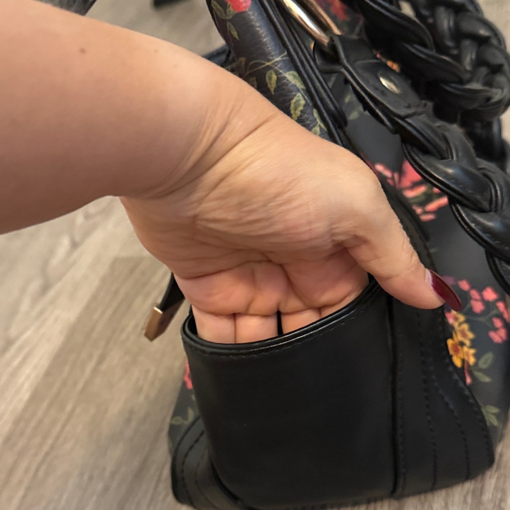 Apt. 9 Black and Pink Floral Shoulder Bag and Wallet - Picture 6 of 16